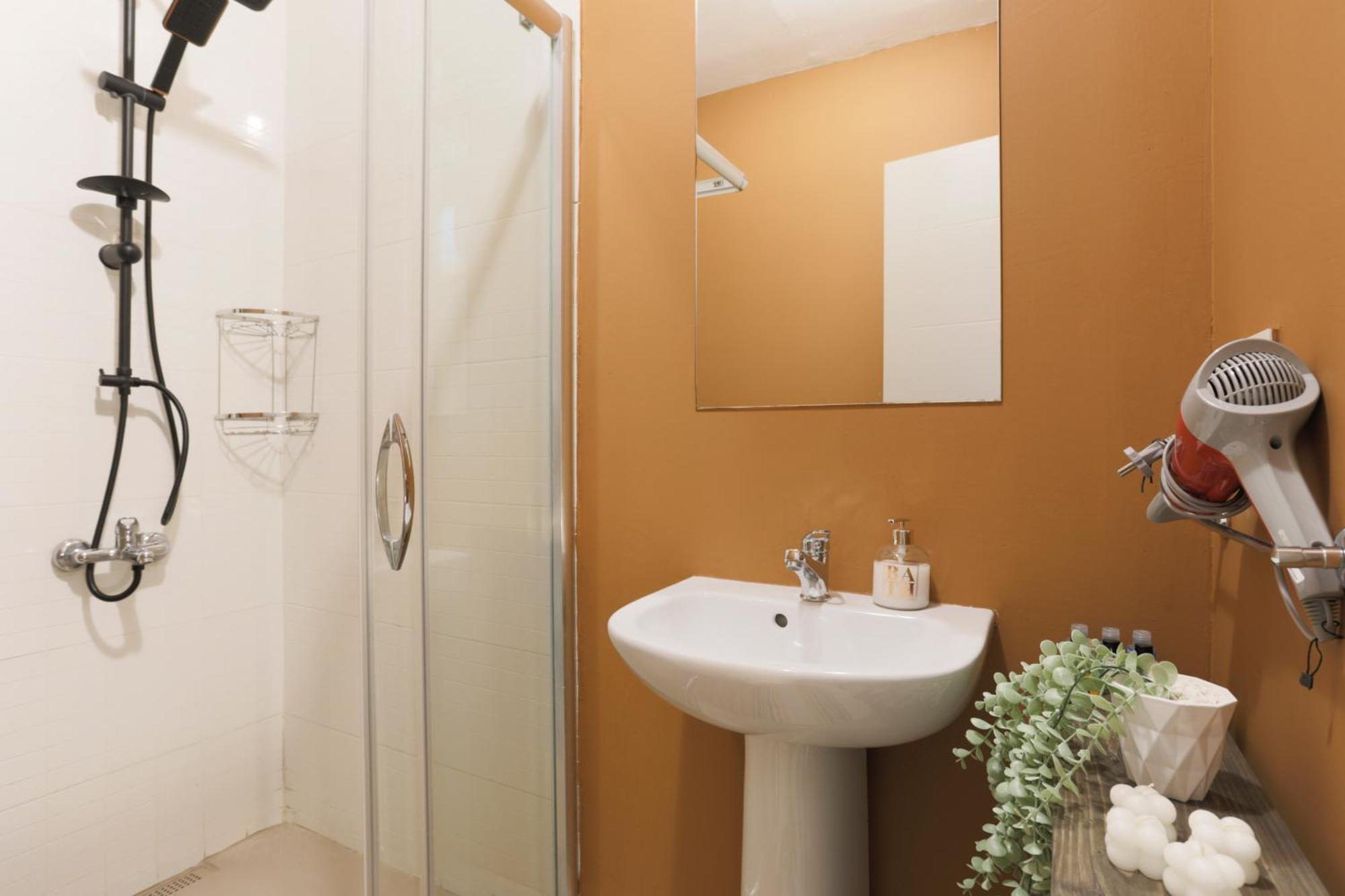 Triplex In The Heart Of Taksim For Big Groups And Familes Apartment