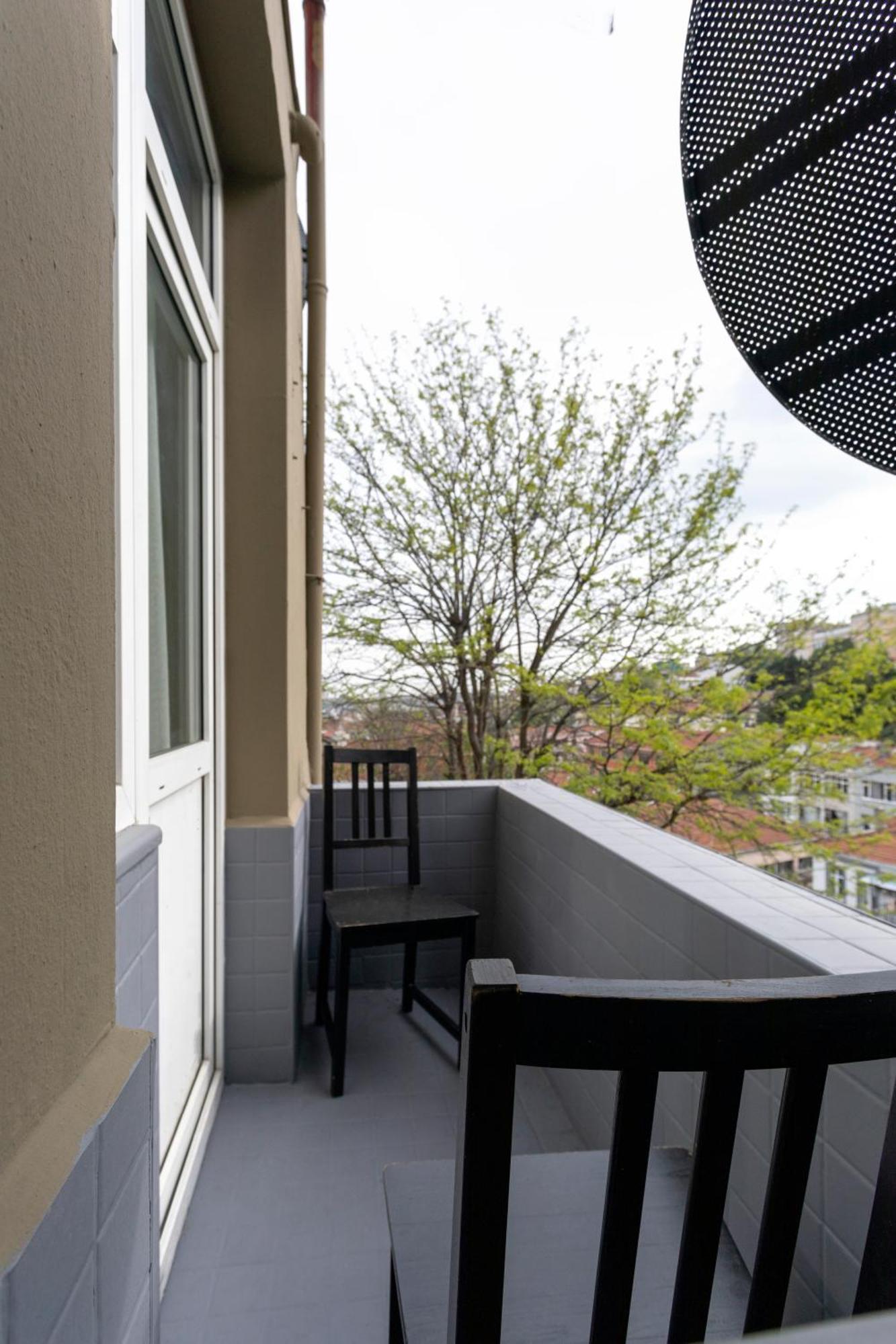 Triplex In The Heart Of Taksim For Big Groups And Familes